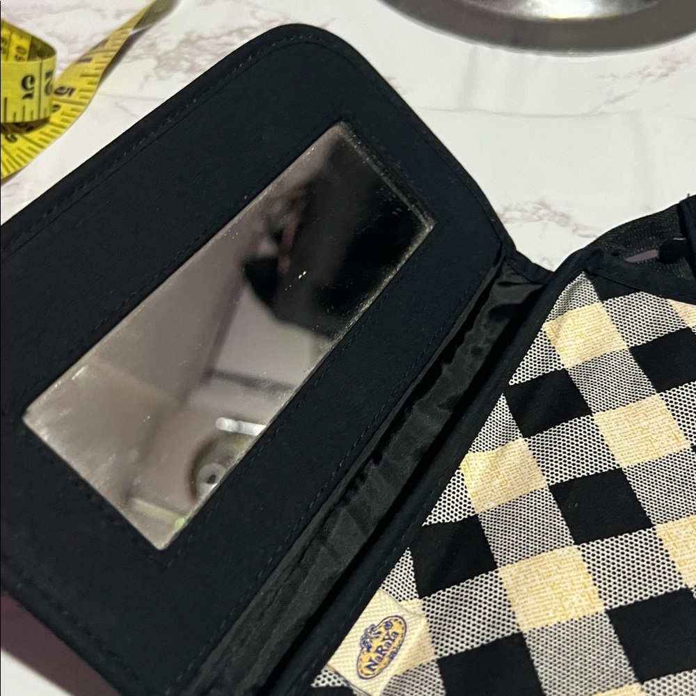 Un used handmade cosmetic pouch with mirror - Picture 3 of 5